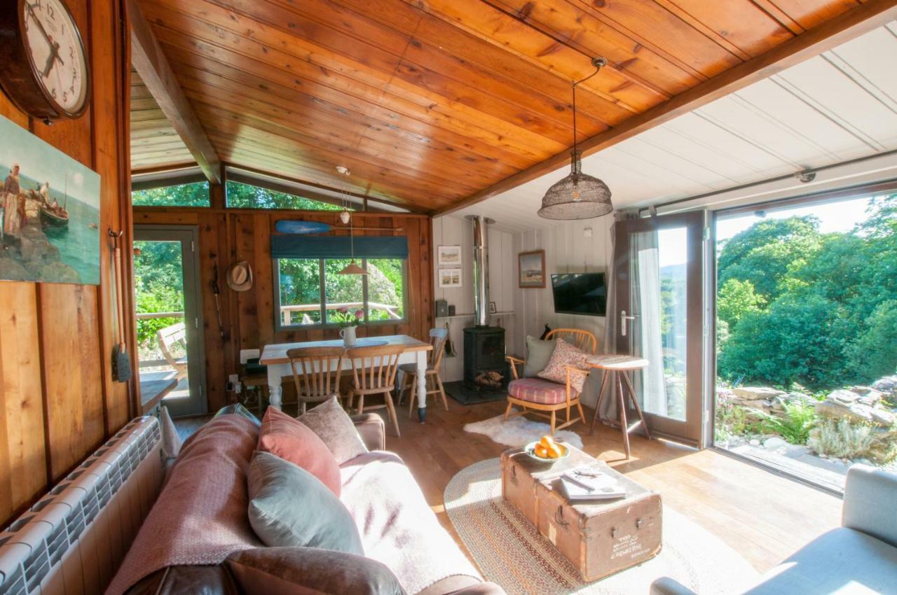 Little Kestrel Cabin Pennal المظهر الخارجي الصورة