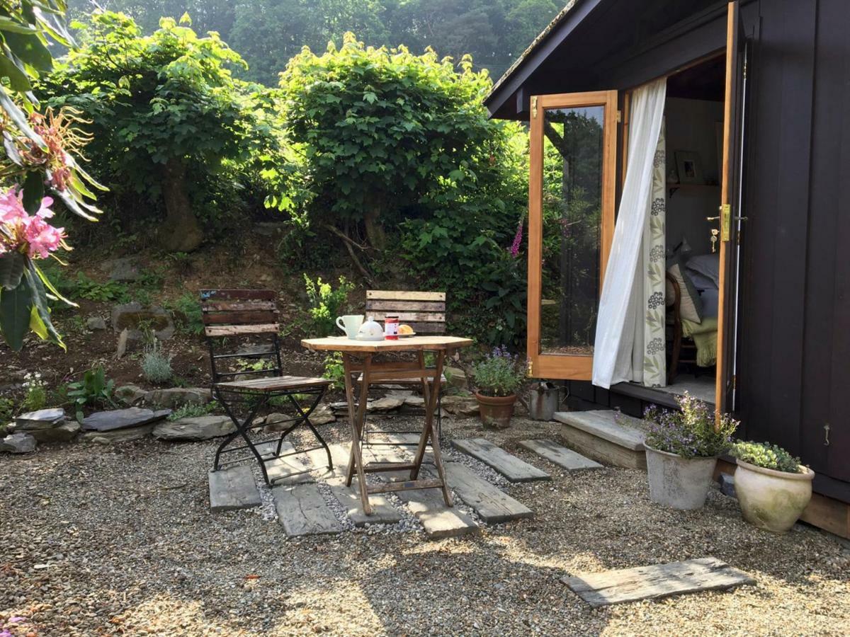Little Kestrel Cabin Pennal المظهر الخارجي الصورة
